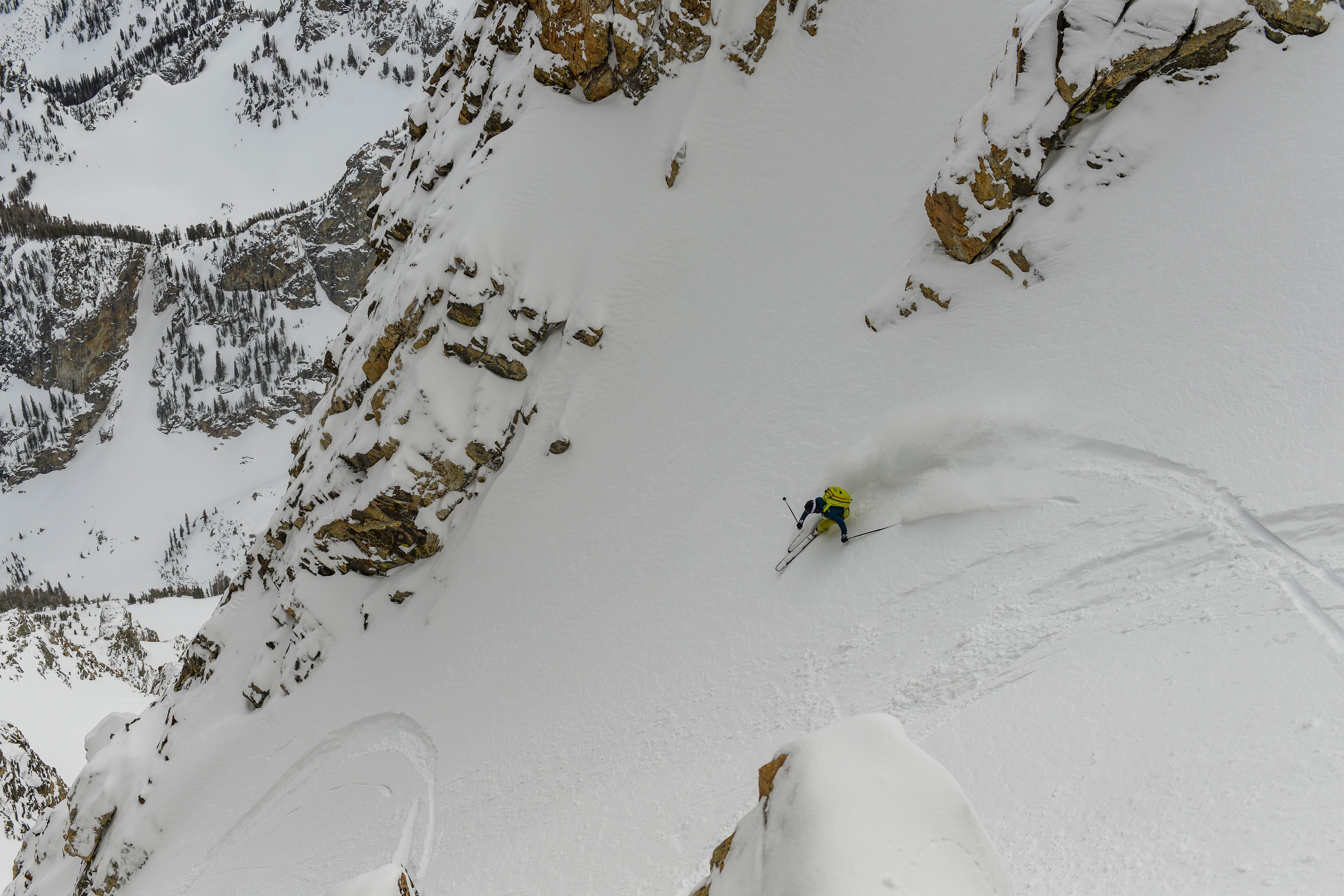Ski & Snowshoe Guidebooks – Neptune Mountaineering