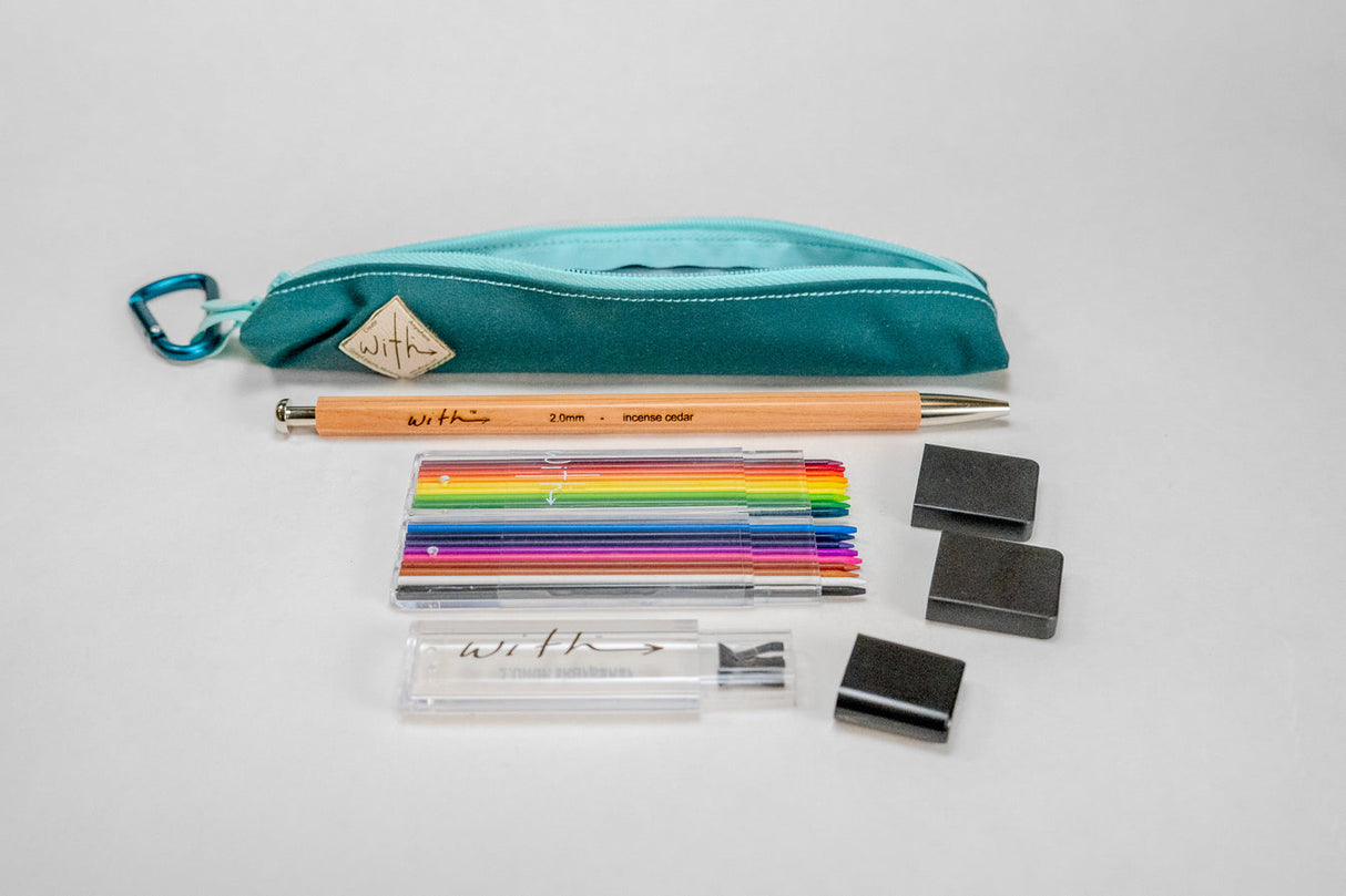 With Official Ultralight 18 Color Set