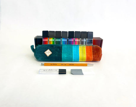 With Official 72 Lead Deluxe Drawing Set