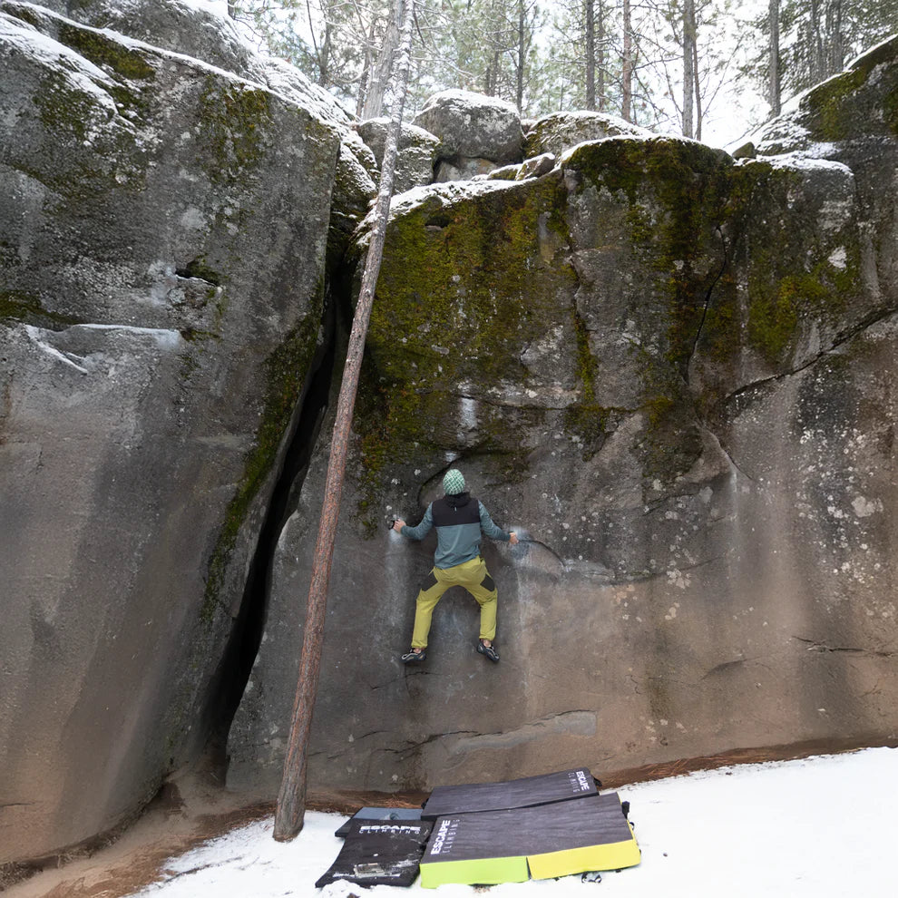 Escape Climbing Zone Plus Crash Pad