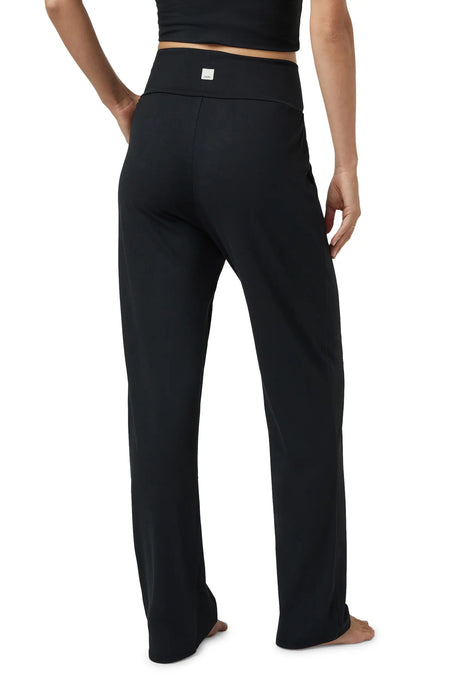 Vuori Lux At Ease Straight - Womens