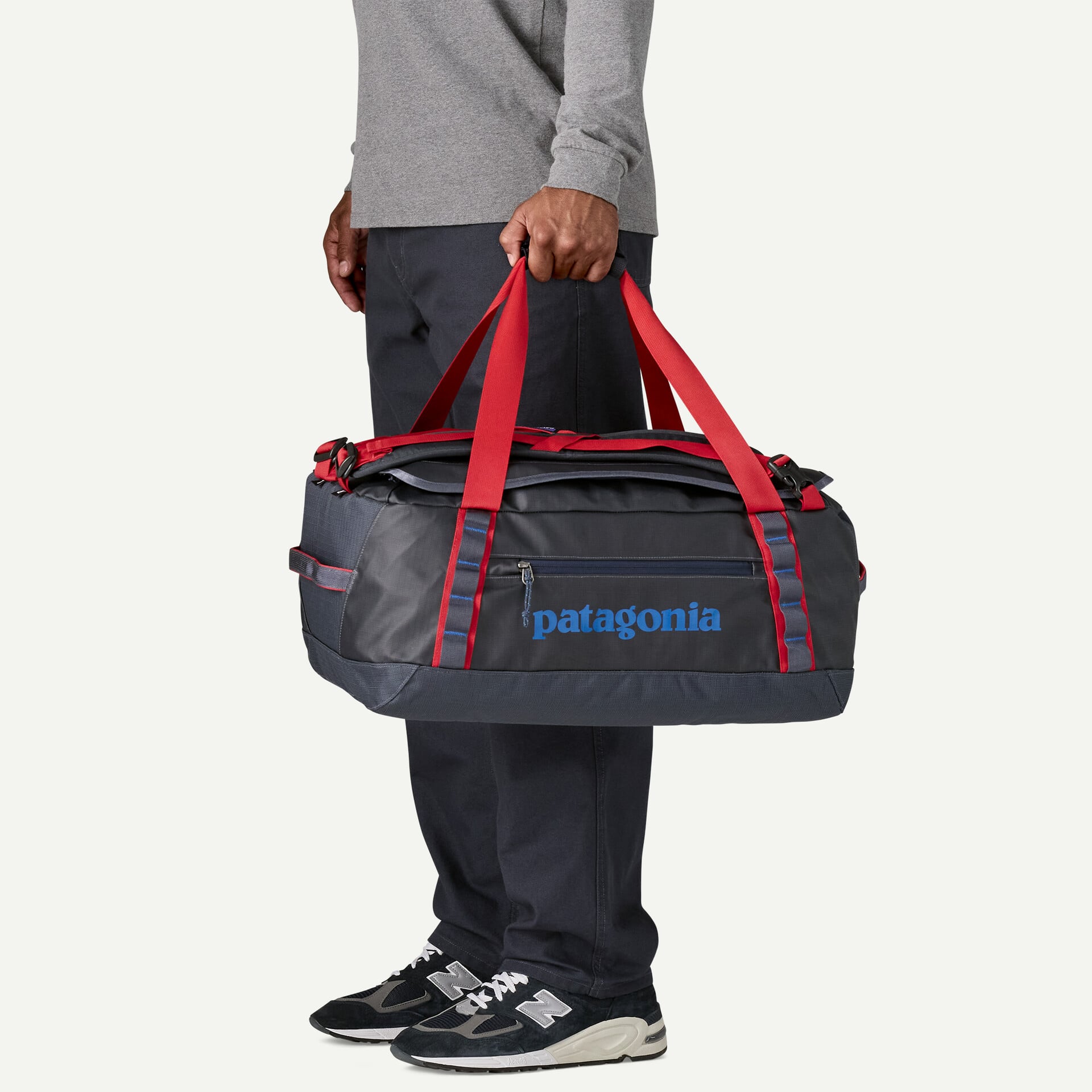 Black Hole Duffel 40L – Neptune Mountaineering