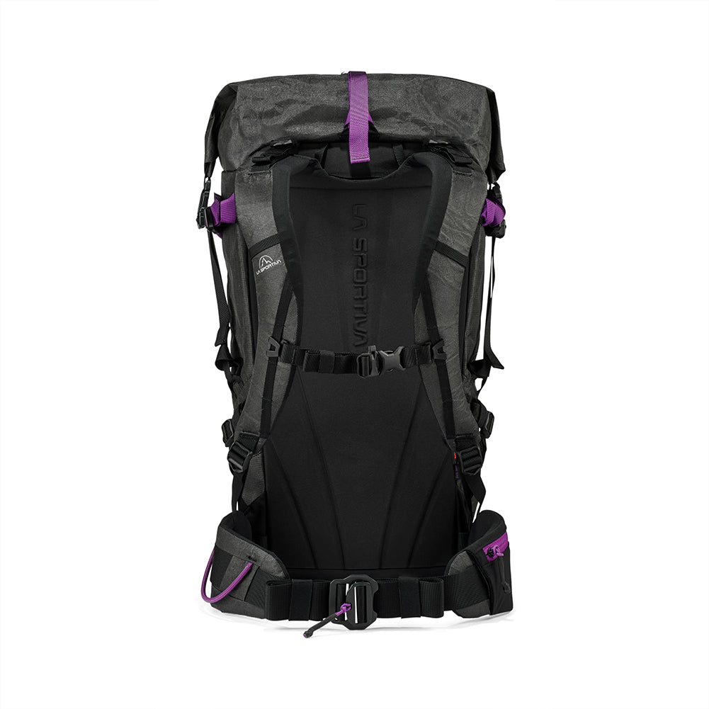 La Sportiva Challenger 28L Pack